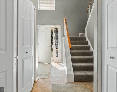 10477 Campus Way S - Photo Thumbnail 5