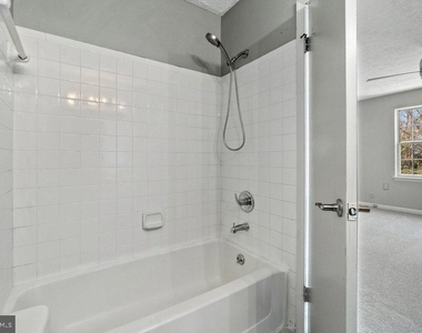 10477 Campus Way S - Photo Thumbnail 1