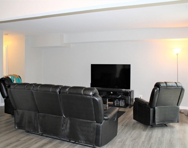 10780 Green Mountain Circle - Photo Thumbnail 11