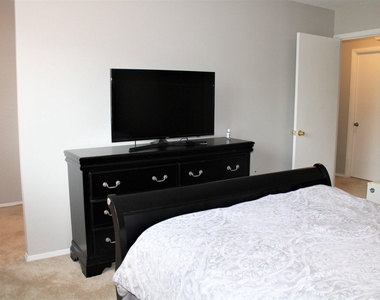 10780 Green Mountain Circle - Photo Thumbnail 15