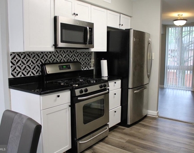 10780 Green Mountain Circle - Photo Thumbnail 2