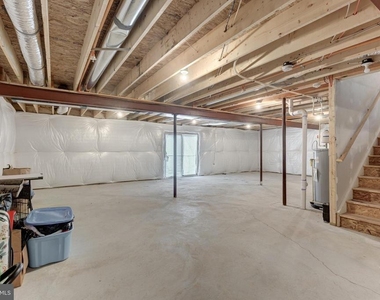 112 Sherman Way - Photo Thumbnail 42