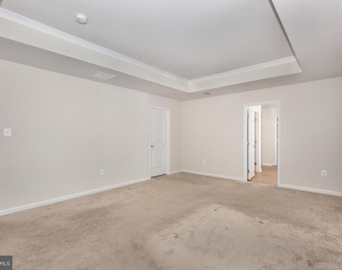 112 Sherman Way - Photo Thumbnail 25