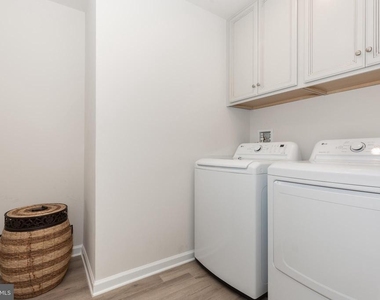 112 Sherman Way - Photo Thumbnail 35