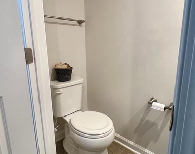 105 Caswell Drive - Photo Thumbnail 49