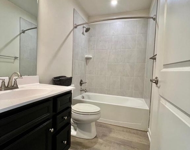 105 Caswell Drive - Photo Thumbnail 25