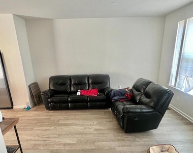 105 Caswell Drive - Photo Thumbnail 10