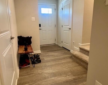 105 Caswell Drive - Photo Thumbnail 47
