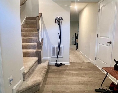 105 Caswell Drive - Photo Thumbnail 51