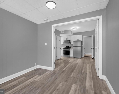 1725 Hollins Street - Photo Thumbnail 3
