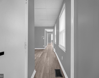 1725 Hollins Street - Photo Thumbnail 27