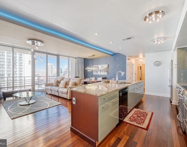 675 President Street - Photo Thumbnail 2