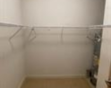 1209 N Charles Street - Photo Thumbnail 16