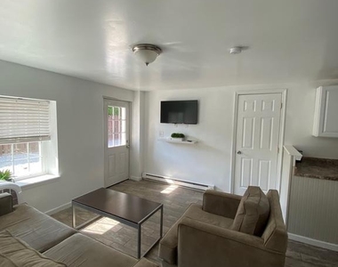 112 Houston Street - Photo Thumbnail 2