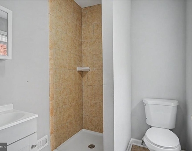 203 N Dupont Street - Photo Thumbnail 11