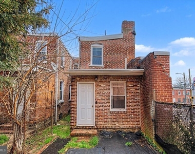 203 N Dupont Street - Photo Thumbnail 21