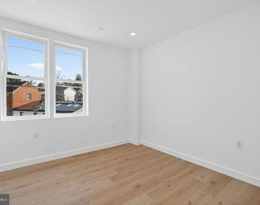 3013 Nelson Place Se - Photo Thumbnail 10