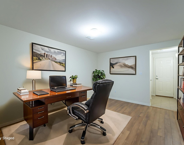 120 W Oakbrook Drive - Photo Thumbnail 27