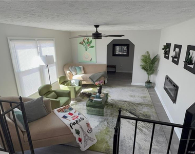 7891 Uriah Drive - Photo Thumbnail 13