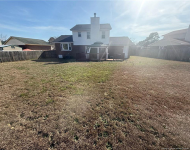 7891 Uriah Drive - Photo Thumbnail 17