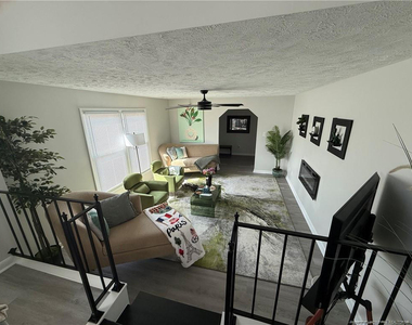 7891 Uriah Drive - Photo Thumbnail 14