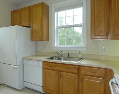 124 Providence Glen Drive - Photo Thumbnail 7