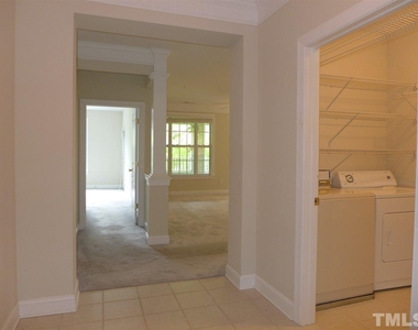 124 Providence Glen Drive - Photo Thumbnail 14