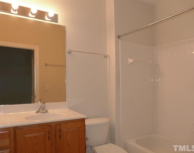 124 Providence Glen Drive - Photo Thumbnail 13