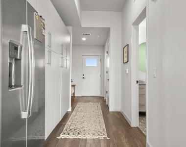4004 Banister Ln - Photo Thumbnail 5