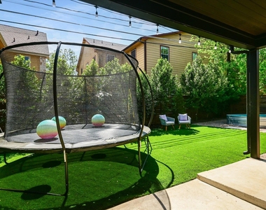 2011 Arpdale St - Photo Thumbnail 16