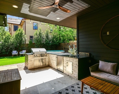 2011 Arpdale St - Photo Thumbnail 18