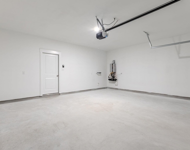 108 Hartson Dr - Photo Thumbnail 27
