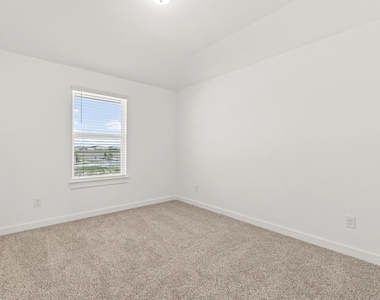 108 Hartson Dr - Photo Thumbnail 21
