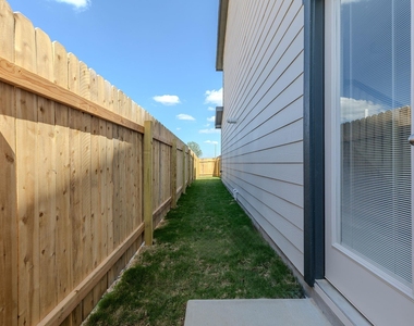 108 Hartson Dr - Photo Thumbnail 29