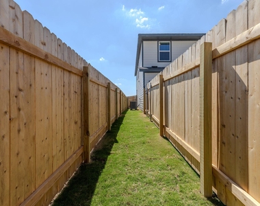 108 Hartson Dr - Photo Thumbnail 30