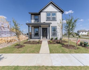 108 Hartson Dr - Photo Thumbnail 3
