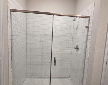 8902 Grand Western - Photo Thumbnail 22