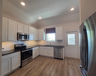 8902 Grand Western - Photo Thumbnail 1