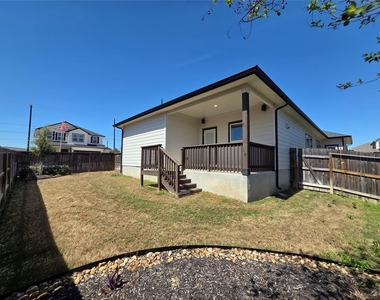 8902 Grand Western - Photo Thumbnail 7