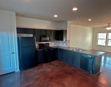 4603 Truth Way - Photo Thumbnail 3