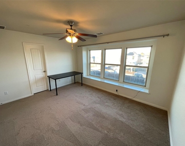 4603 Truth Way - Photo Thumbnail 8