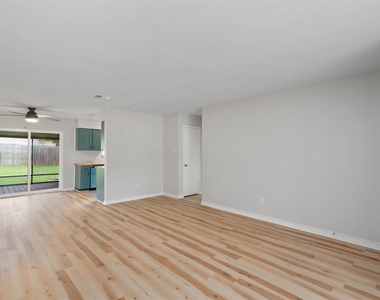 2532 Chaparral Trl - Photo Thumbnail 5