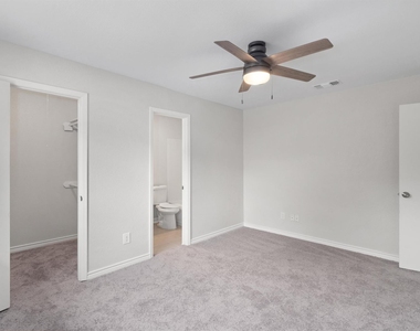 2532 Chaparral Trl - Photo Thumbnail 11
