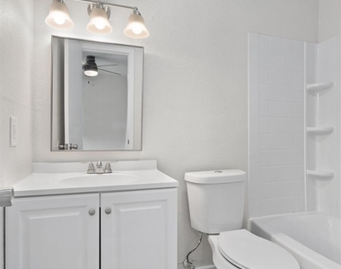 2532 Chaparral Trl - Photo Thumbnail 13