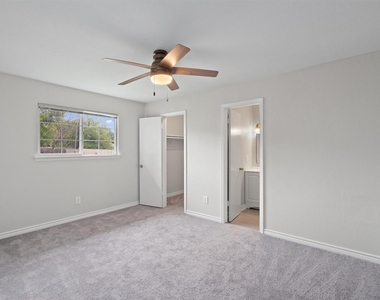 2532 Chaparral Trl - Photo Thumbnail 10