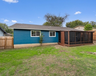2532 Chaparral Trl - Photo Thumbnail 24