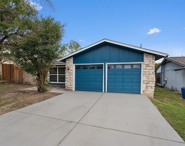 2532 Chaparral Trl - Photo Thumbnail 2