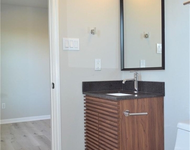 7206 Meador Ave - Photo Thumbnail 5