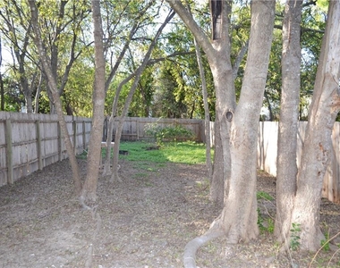 7206 Meador Ave - Photo Thumbnail 7