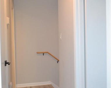 7206 Meador Ave - Photo Thumbnail 6